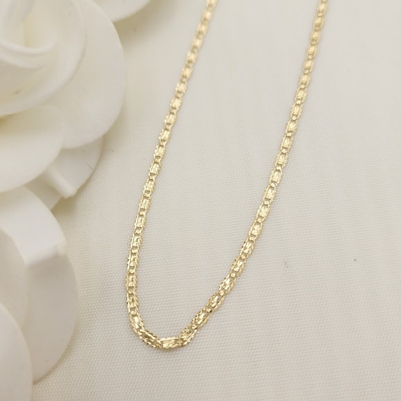 COPY - Solid 14k Plain Yellow Gold Valentino Chain - 18 Inches - Picture 3 of 4